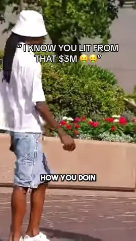 She know she couldve closed her ears, smh. #fyp #golddigger #nyyearprice 