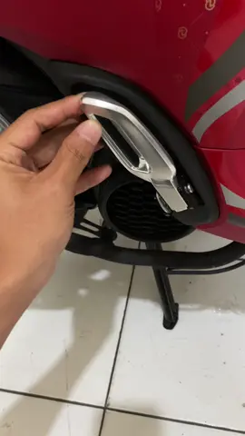 Footstep scoopy 