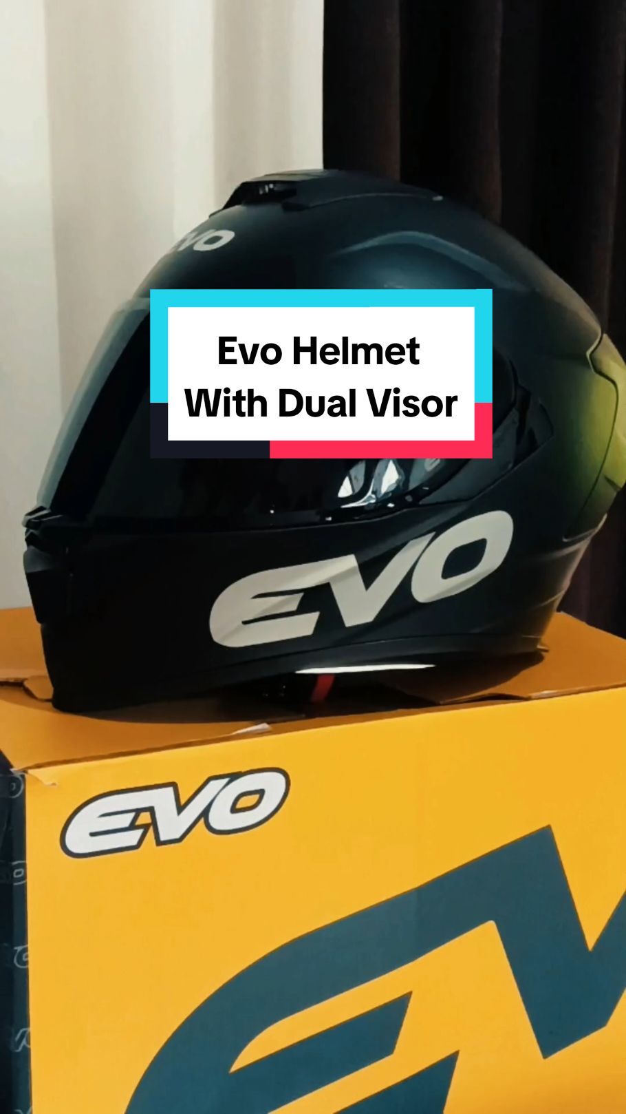 Original Evo Helmet with dual visor and free Lens Black & white Branded Super High quality imported Evo Philippines make your ride confident just click the yellow basket  #evophilippines #branded #highquality 