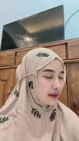 telat ikutan trendnyaaa qiqiqiqq #masyamamtulwardailla #coversholawat #sholawat 