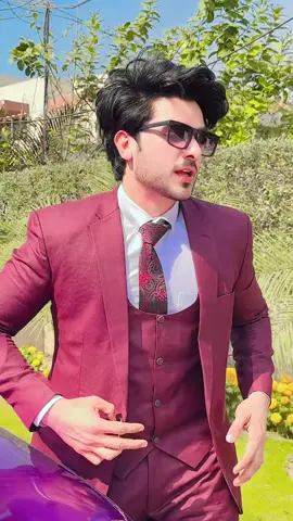 Kis colour ka suit lo ma shadi ka liy? 😅@Umair chaudhry vlogs #umairchfam #viral #foryou 