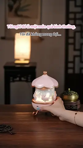 Tôi nghĩ nó là bình thường, nhưng tôi không mong đợi nó sẽ như vậy sau khi tắt đèn…..😆🎁💕#sale #nightlight #gift #ledlights #foryou #childrens #childrenstoys 
