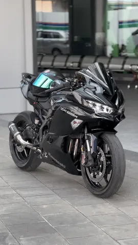 black 🖤🖤 #zx25r #zx25r4cylinder #zx25rindonesia #fyp #zx25rr 