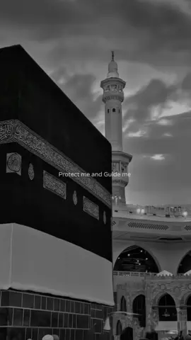 Protect me and Guide me 🕋☪️. . . . #foryou #foryoupage #viral #islamic_video #trendingvideo #dark #black #islamic #4w786 #viralvideos #fyp #goviralgo 