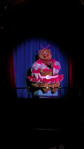 I cant believe i saw @chappell roan live 😍😍 #pinkponyclub #countrybears #countrybearjamboree #wdw #chappellroan #disneyworld 