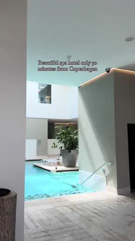 This spa hotel is definitely worth the short drive 🤍 Enhance your visit with a trip to their amazing spa, featuring a sauna, pool, and a variety of other spa experiences. Enjoy a workout in the gym, savor lunch in the sunshine, or relax with a drink by the fireplace. We had a truly lovely day. Thanks, Kurhotel Skodsborg 👌🏼 #spa #hotel #spaday #copenhagen #denmark 