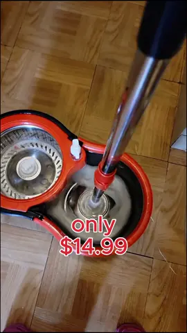 Trapeando con mi nuevo trapeador #mop #mopping #CleanTok #cleanwithme #cleaningtiktok #cleaningmotivation #mopbucket #tiktokshopfinds #tiktokshop #cleaning #paratii #fyp