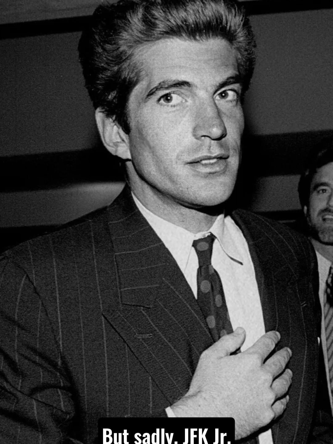 36 years after the death of his own father, John F. Kennedy Jr. became another victim of the "Kennedy Curse" when the plane he was piloting suddenly crashed down into the Atlantic, killing JFK Jr. and his wife and sister-in-law who were also on board. Uncover the full story of JFK Jr.'s plane crash by listening to History Uncovered wherever you get your podcasts. #jfkjr #americanhistory #history #historytok #historypodcast #podcast #johnfkennedyjr #planecrash #usa #scotlanduncovered