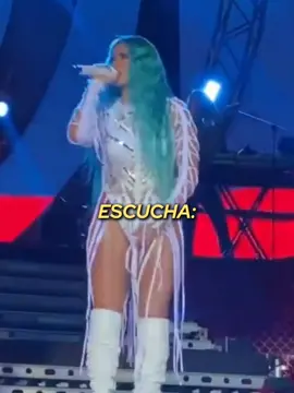 Karol G vallenato (En vivo)#karolgmipatrona💐🛐 #parati #viral #teamokarolg #fypシ #noflop