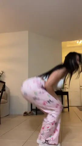 😭
