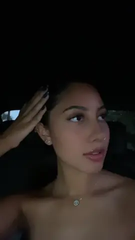 😘