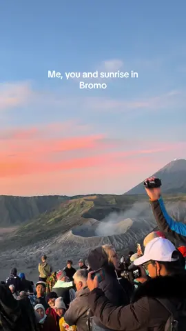 #bromo ##bromotenggersemeru #bromomountain #sunrisebromo #fyppppppppppppppppppppppp #katakatastory 