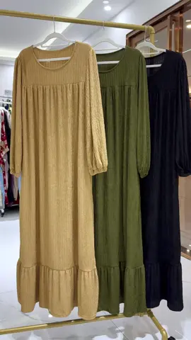 So cozy fabric, stretchy and with Pockets!! 🧕🧡🤲📿 #abaya #abayastyle #modestfashion #abayawithpockets #arabiandress #muslim #TikTokMadeMeBuyIt #foryou 
