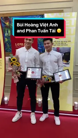 Bùi Hoàng Việt Anh “chia sẻ” nhan sắc cùng Phan Tuấn Tài 🫣😗 #buihoangvietanh #phantuantai #vleague #vleagueawards #CapCut 