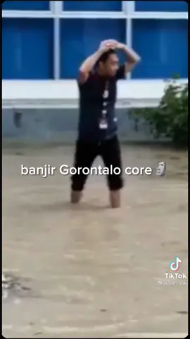 🤣 #gorontalo #banjir #banjirgorontalo 