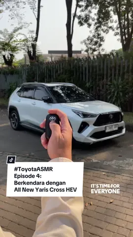 #ToyotaASMR edisi All New Yaris Cross HEV. Dengerin suara All New Yaris Cross HEV aja udah seru banget, apalagi beneran ngerasain berkendara secara langsung, iya gak Toyota Friends?  Siapa di sini yang mau city tour bareng All New Yaris Cross HEV yang jadi winner Car of The Year 2024 by Otomotif Award?  #ToyotaIndonesia #AllNewYarisCrossHEV #itstimeforeveryonetoseeachange 