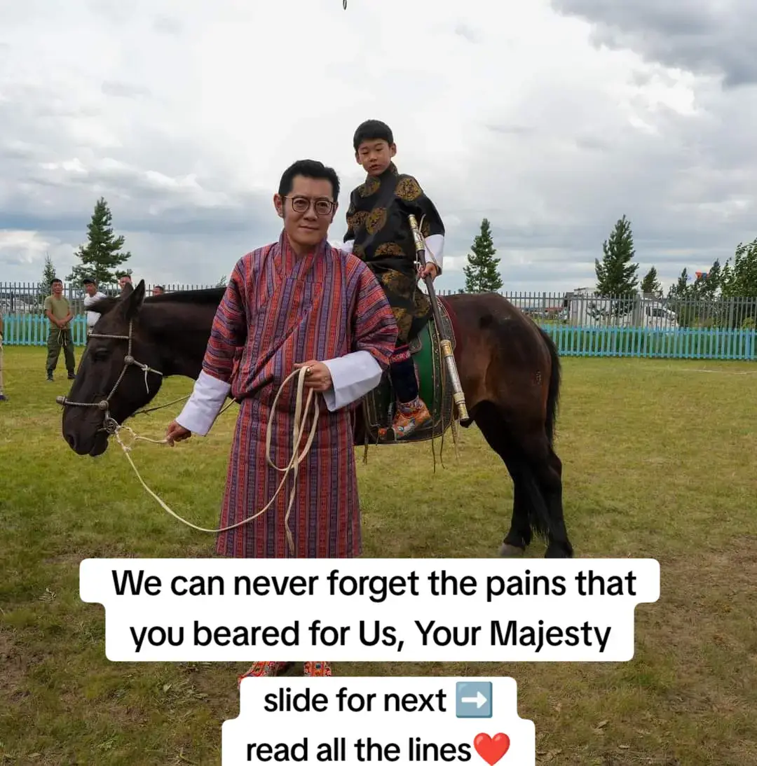 That's how much we Bhutanese love our King🥺❤️🙏 ~read the phrase in the last photo  #foryou #fyp #projectmoenlam 