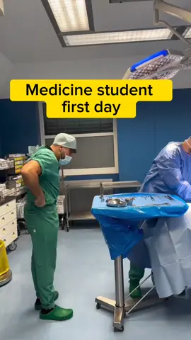 Medicine student first day #medical #LearnOnTikTok 