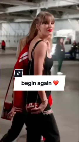 on a sunday, at a chiefs game, we watched it begin again ♥️ #taylorswift #traviskelce #beginagain #tayvis #tayvisedit #fyp #tnt #chiefs #nfl #erastour #chiefskingdom #SuperBowl @Taylor Swift @Travis Kelce @Taylor Nation @New Heights 