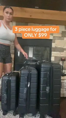 They come in different colors as well!! #UUH #luggage #traveltips #traveling #pickpocket #travelmusthave #suitcase #TikTokShop #Summer #vacation #fypシ゚viral #foryoupage #paratii 
