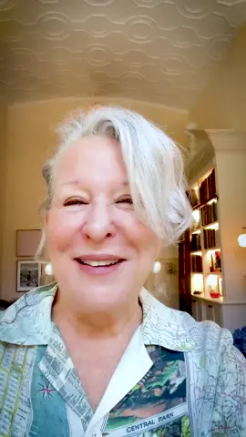 The Divine Miss M has entered the chat...   What should we dish about first?  Who should I follow?  TELL ME EVERYTHING!!!   #fypage #tiktok #Divine  ##