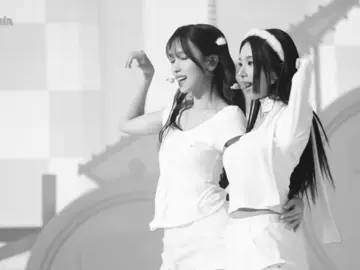 - #MICHAENG 💤💤     ::            um fato sobre mim que acho que todos meus amigos sabem, eu sou literalmente MUITO obcecada por filmes de terror, principalmente nas musicas, amo demaize 🫦 ib  ::    ?   ?  #michaeng #minatwice #chaeyoung #twice #2ice #foryou #viral #fypシ゚ 