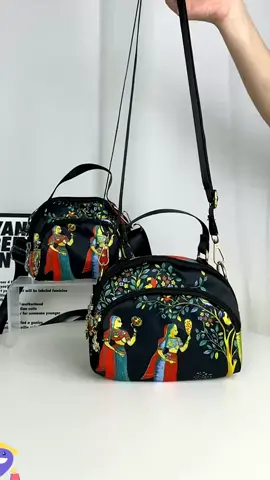 #womanbag #crossbodybag #handbag#tiktokshopsingapore 