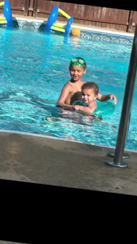 Pool Days ❤️