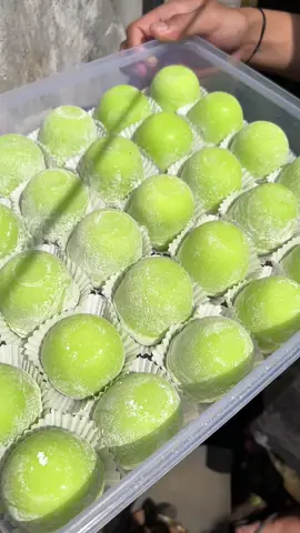 Mochi Matcha by Mochuy🍃 #CapCut #fyppppppppppppppppppppppp #jualan #mochi #daifuku #streetfood #makananviral #bandung #cicalengka 