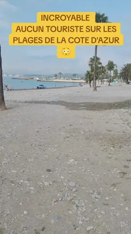 #incroyable il n'y a de touristes sur les #plage de la côte d'azur cette année pour les #vacances. est ce trop #cher ou c'est la #meteo qui a refroidi les touristes