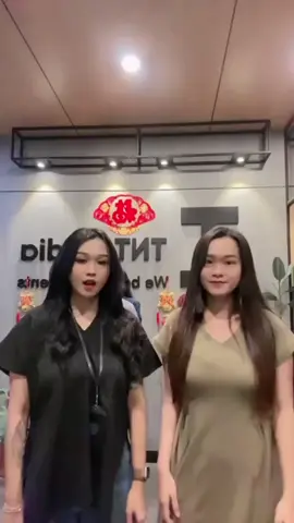 TNT Media sedang membuka lowongan kerja posisi “CS (Host Service)” Jika kamu berminat dan memenuhi kualifikasi yang ditentukan, silakan kirimkan CV terbaru kamu langsung melalui email ke sindy@tntmedia.live Yuk daftarkan dirimu sekarang juga! #Loker #infoloker #lokerindonesia #lokerjakarta #freshgraduates #jobopportunity #jobvacancy #carikerja #lowongan #infokerja #lokerterupdate #jobseek #loker2024 #lokerterbaru #tntmedia #lowongankerja2024 #fyp #viralvideotiktok 