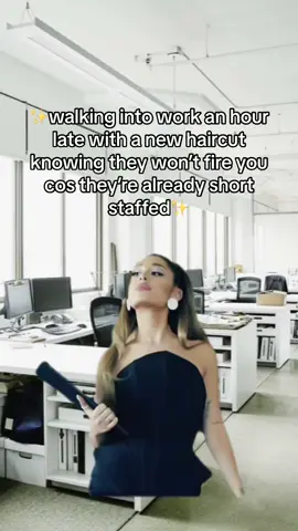 ✨new nails next week 😄✨ #ithinkivejustmadeahashtag #fyp #foryoupage #fypシ #workplacehumor #workplaceproblems #newhaircut #shortstaffed #CapCut #lateforwork 