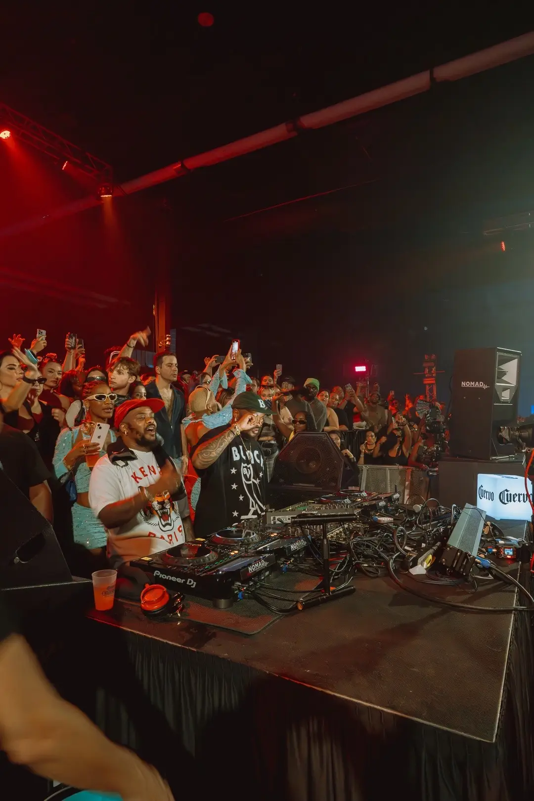 Featuring Armand Van Helden, Dee Diggs, @Majorleaguedjz, Roi Perez, @SATURNSARii and @X CLUB. Watch it back via boilerroom.tv #boilerroom #boilerroommoment #electronicmusic #miami