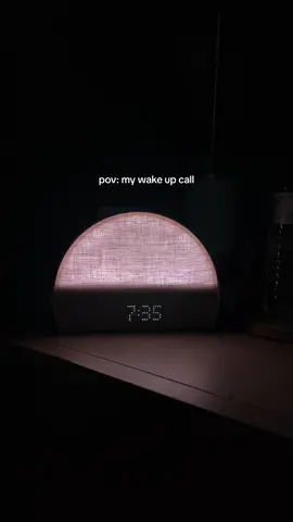 @Hatch for Sleep never lets me sleep in ✨ have and fun amd fabulous day 💛🌈✨  #hatchalarmclock #jaidaessencehall #riseandslaygirls #fridayvibes #happyfriday 