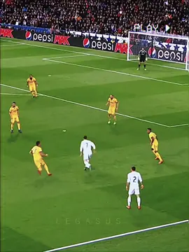 Ronaldo’s dribling at Real Madrid ☠️