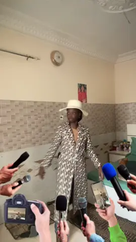 #@@fasha.thioune @{BA_LE_KING_OFFICIEL} _tik_tok🇸🇳pourtoichallenge #fyppppppppppppppppppppppp #drole_videos #umoure😂 #pourtoiiiiiiiiiiiiiiiii #viralvideo 
