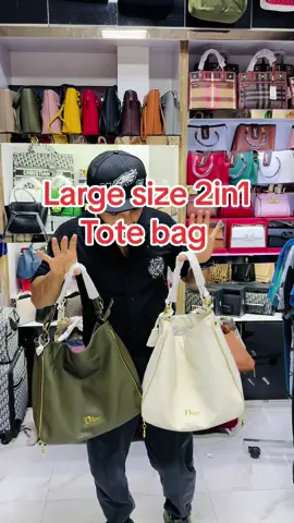 LARGE SIZE 2IN1 TOTE BAG AVAILABLE . MORE DETIALS WATSAPP ME +971556559940. +971501206163. #zaafastore #bags #viral #vaccation #weekend #uaeweekend #fashion #totebag #ladies 