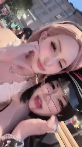 im currently on vacation:3 @𝐭𝐨𝐟𝐮 □☆†♱✧⋆  #anime #cosplayer #cosplaygirl #nana #nanacosplay #hachi #hachikomatsu #nanaosaki #wlw #gl #cute 