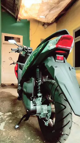 Tebak apa yg udah di modifikasi dari motor ini ? @welovehonda  #allnewhondabeat  #beatdeluxe  #newbeatdeluxe  #beatstreet  #beatstreetmodifikasi  #hondabeat  #beatdeluxemodifikasi  #beatdeluxegen2  #beatstreet2024 