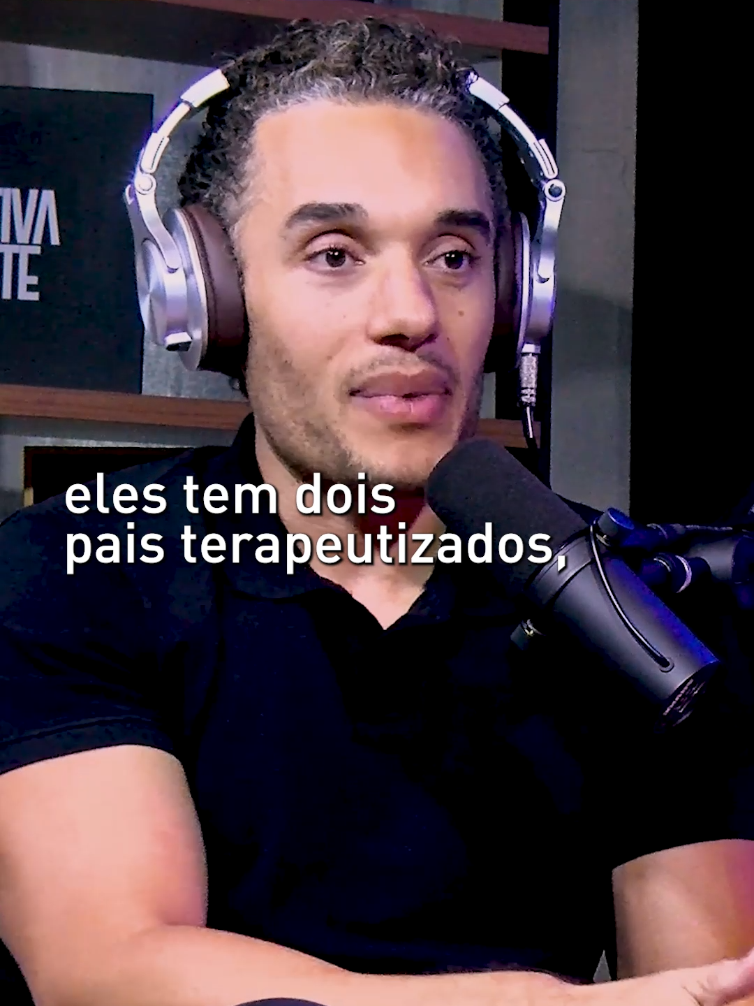Você tem a sabedoria de deixar o seu filho resolver os próprios problemas? O Arthur Rufino fala sobre a importância de conseguir equilibrar até onde deixar seus filhos resolverem seus próprios problemas. Confira o episódio completo disponível no YouTube e principais plataformas de áudio. Link na bio!