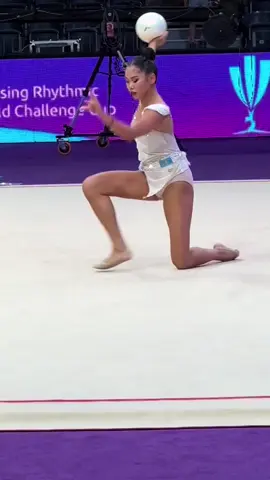 Taniyeva 🇰🇿 - Ball cluj Napoca 2024 (32.700) Créditos : Hilah251251  #ritmica #deportes #Viral #Amigos #folower #followers #juegosolimpicos #paris2024 #ritmica #rhythmic 