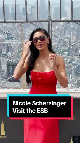 What brings Nicole Scherzinger to the Empire State Building? #nyc #newyorkcity #empirestatebuilding #nicolescherzinger #nyctravel 