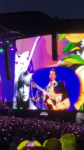 No thoughts, just @Stevie Nicks & #HarryStyles rocking @BST Hyde Park together 🤯🎸🎶🫶🏻😭❤️ #HarryStyles #stevienicks #stevienicksharrystyles #stevienicksbsthydepark #bsthydepark #bst #hydepark #stevienickstiktok #harrystylestiktok #london