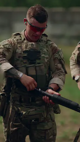 It’s a white devil’s world  #army #breaching #82ndairbornedivision #82ndairborne #aatw #allamerican #fortbragg 