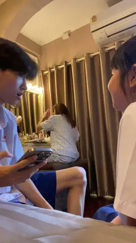 คลิปน่ารักๆจากสองพี่น้องEp.2😢 (บางทีเธอควรใจเย็นๆและฟังฉันสักหน่อย)