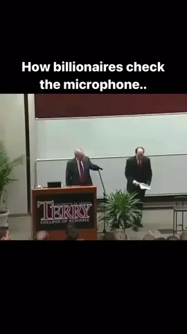 Mic Check! 1 Million 2 million 3 million  #warrenbuffett #berkshirehathaway #charliemunger 
