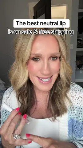 The best neutral lip color is on sale with free shipping!  The @tarte cosmetics Maracuja Juicy Lip is the perfect combination of lip balm and lip gloss!  I have gifted this to so many women and they have all loved it! 😍 #makeupover50 #matureskinmakeup #tarte #tartejuicylip #neutrallip #over50makeup #dealsforyoudays 