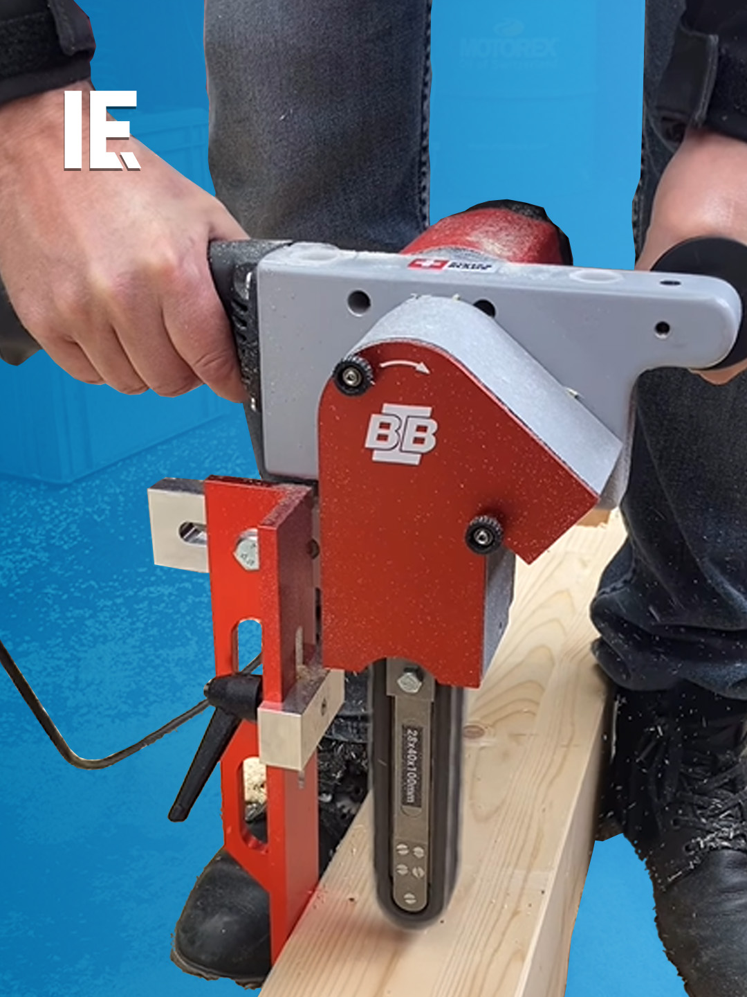 Check out this tool for easier carpentry work! Effortless carving with a powerful motor. #EffortlessCarving#PowerfulMotor#EasierCarpentry