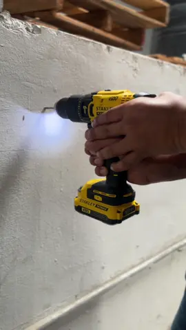 ¿Qué tan bueno es el taladro de la caja STANLEY 20V max + combo kit 119 accesorios?  ¡¡Hoy hicimos la prueba!! Es una herramienta excelente para múltiples trabajos 🔥🔥 #StanleyTools #DIYProjects #ToolTime #giveawayrd #herramientas #dewalt #tools 