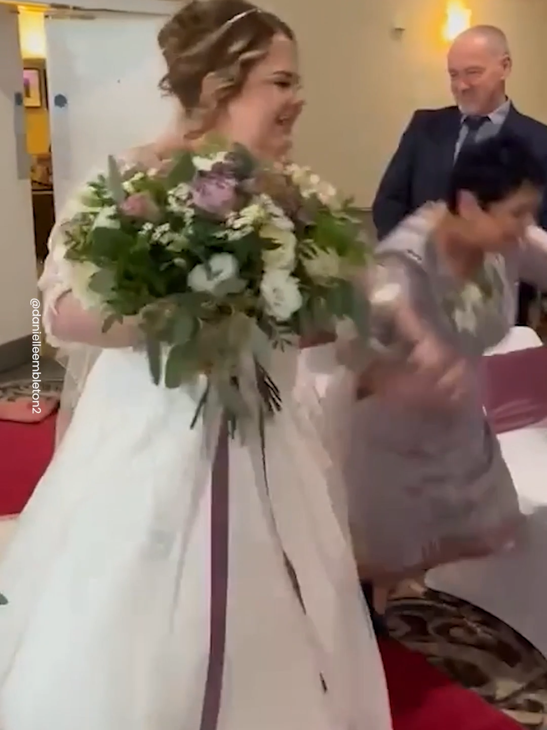 Nothing Like Stealing The Spotlight On Your Daughters Wedding Day 😂 #daughter #bride #wedding #weddingday #spotlight #stealingthespotlight #fail #mom #mum #fyp #viral